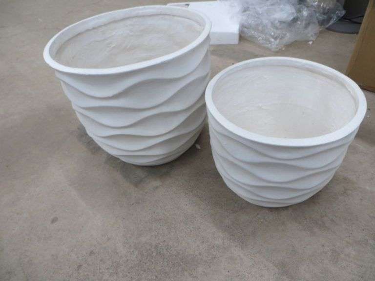 2pc Ceramic Planter Set Lambrecht Auction, Inc.