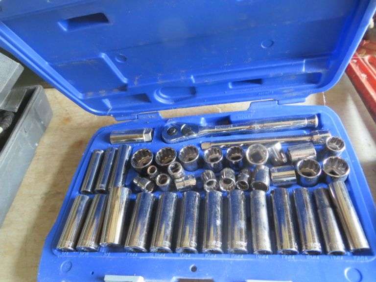 Kobalt 3 8 SAE Metric Socket Set Lambrecht Auction Inc kobalt-3-8-sae-metric-socket-set-lambrecht-auction-inc
