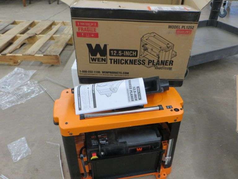 Wen 12.5" Thickness Planer See Details Lambrecht Auction, Inc.