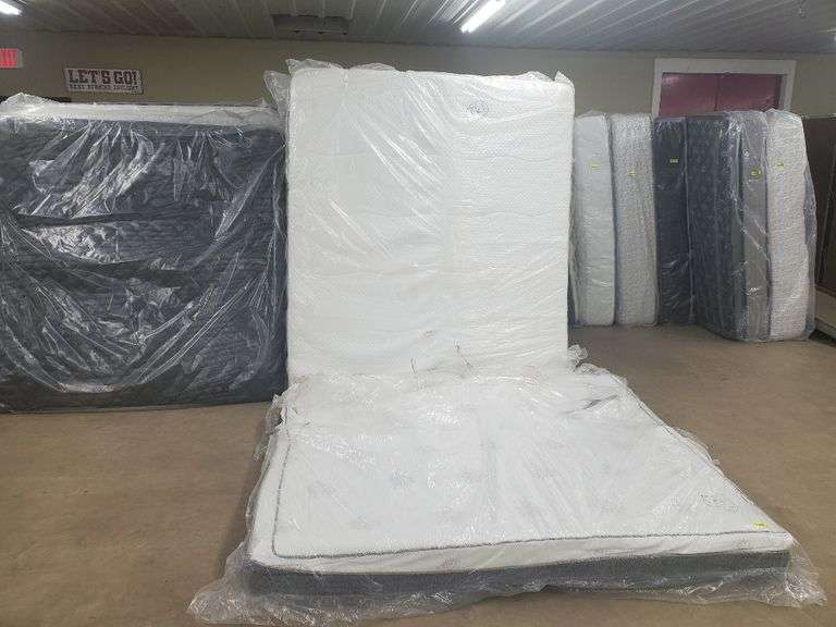 Special Mattress & Bedding Auction Lambrecht Auction, Inc.