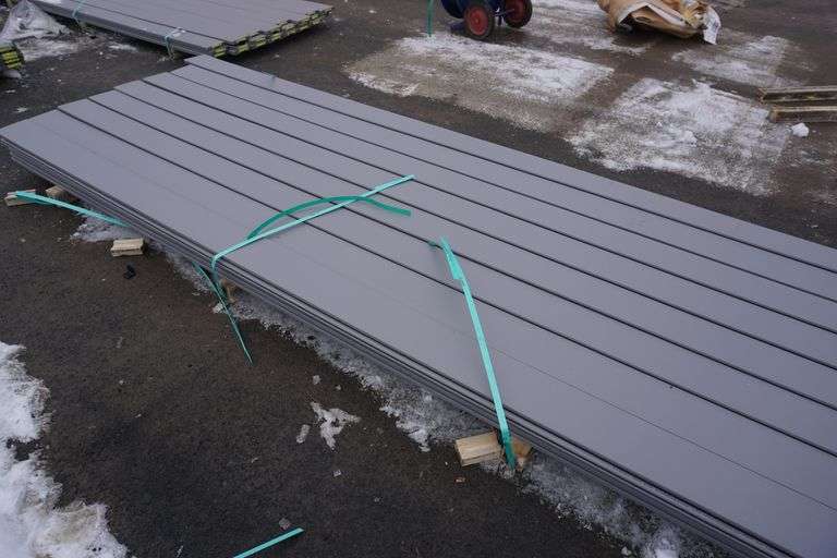 Ironstone Composite Decking 1"x6"x12' Lambrecht Auction, Inc.