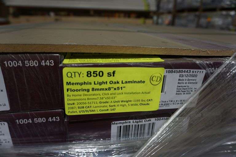 Memphis Light Oak Laminate Flooring 8mmx8"x51" Lambrecht Auction, Inc.