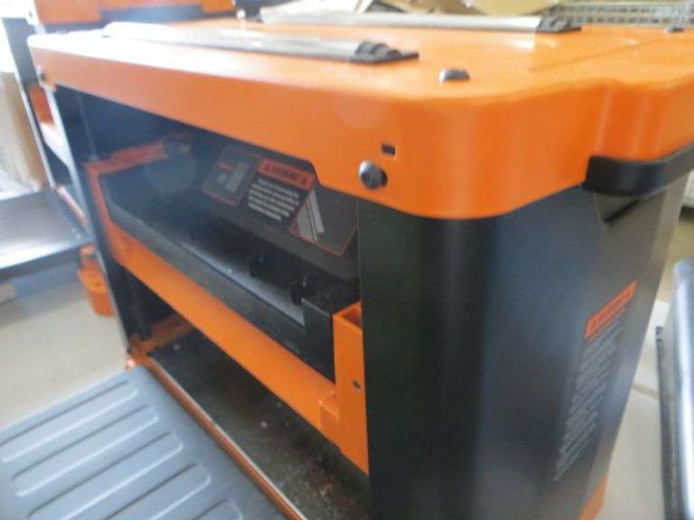 Wen 12.5" Thickness Planer Lambrecht Auction, Inc.