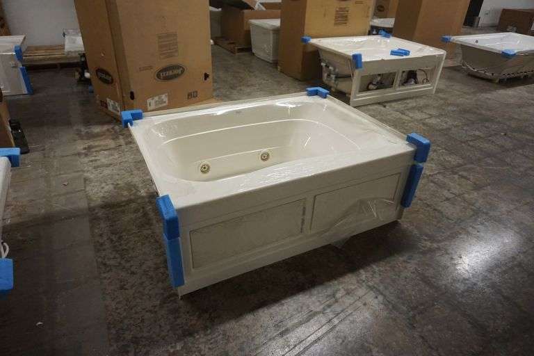 Jacuzzi Nicola™ 60" Alcove Acrylic Whirlpool Tub with Center Drain and