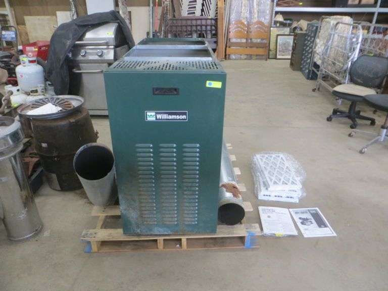 Williamson Oil Furnace Lambrecht Auction, Inc.