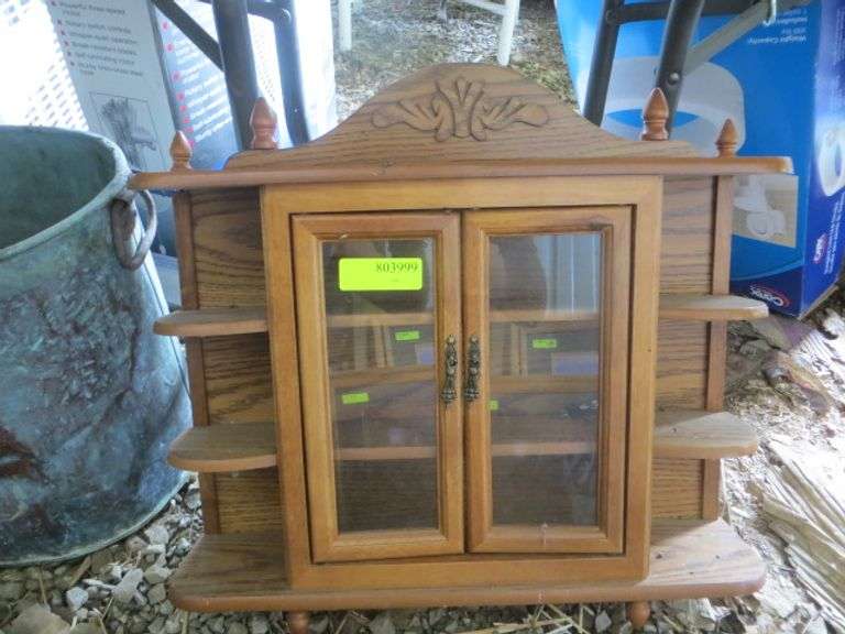 Small Knick Knack Lambrecht Auction, Inc.