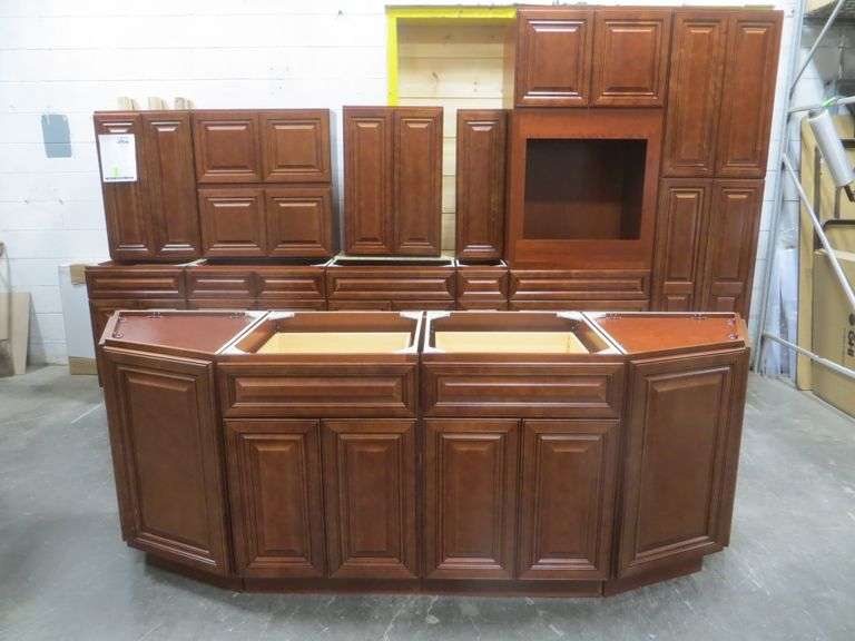 Grand Reserve Cherry Kitchen Cabinet Set 17.75'x8' - Lambrecht Auction ...