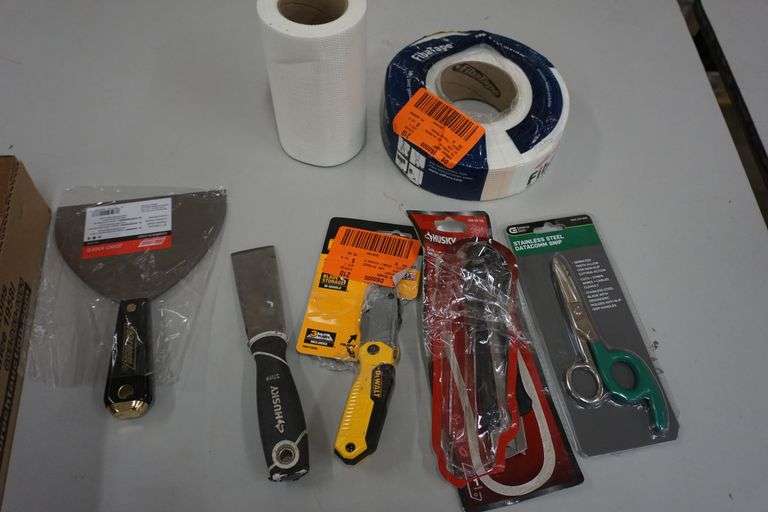 Utility Knives, Fiberglas Tape, Putty Knives, & Stainless Snips