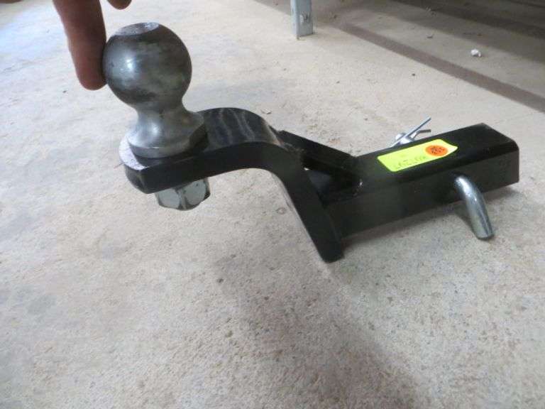 Cat 3 Hitch w/2" Ball Lambrecht Auction, Inc.