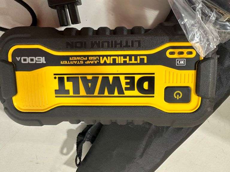 DEWALT 1600 Peak Amp Lithium Jump Starter Lambrecht Auction, Inc.
