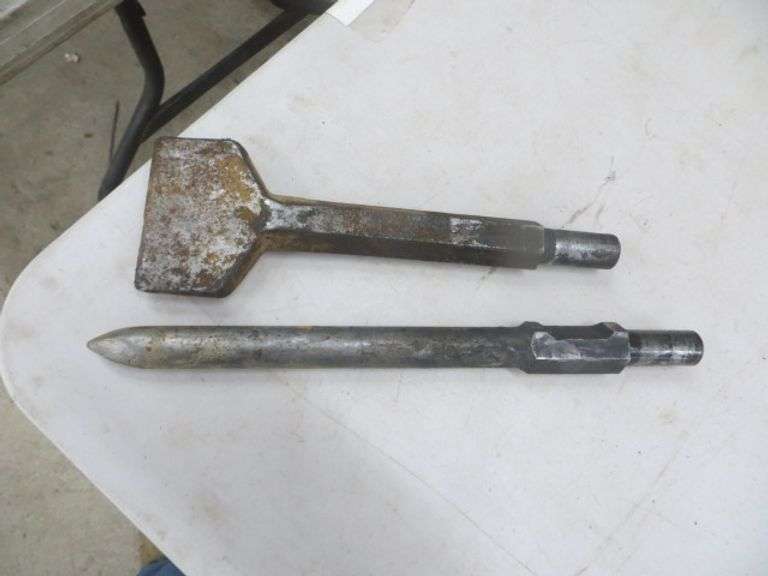 Makita Electric Jack Hammer HM1301 Lambrecht Auction, Inc.