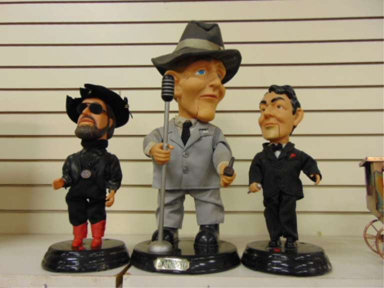 3 dummy statues SEE PICS Lindsay Auctions & Realty LLC