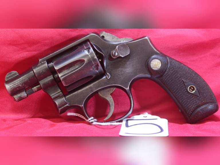 SMITH & WESSON