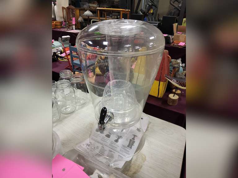 Plastic Beverage dispenser Lindsay Auctions & Realty LLC