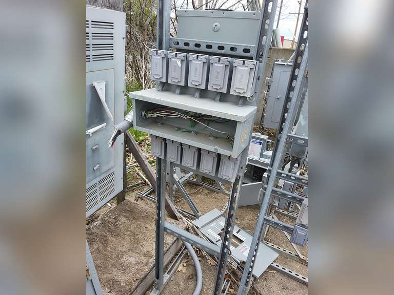 2 temporary panel boxes Lindsay Auctions & Realty LLC