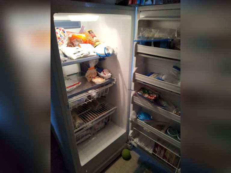 Kenmore upright freezer (works) approx 28" x 28" x 60" (BRING HELP TO