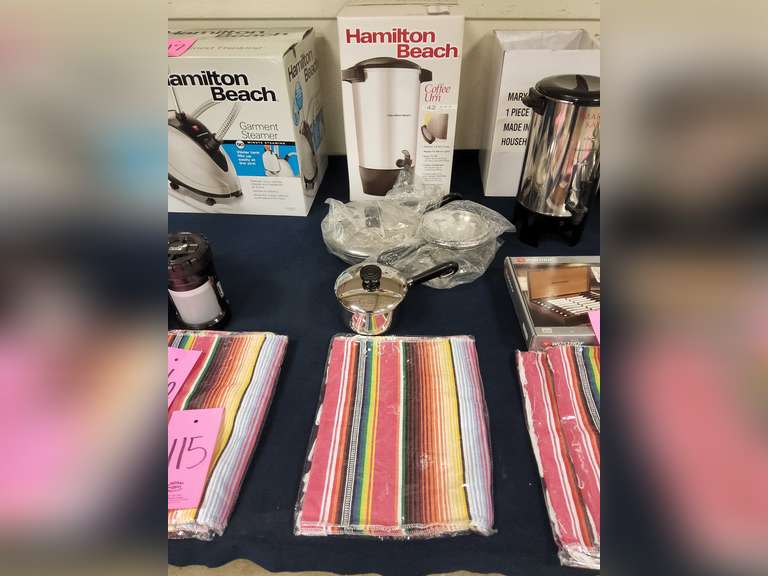 Hamilton Beach 42 cup coffee urn, pots w/ lids & 2 Fiesta style table