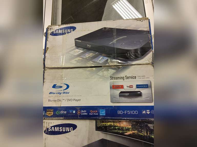 2 Samsung blu ray players Lindsay Auctions & Realty LLC