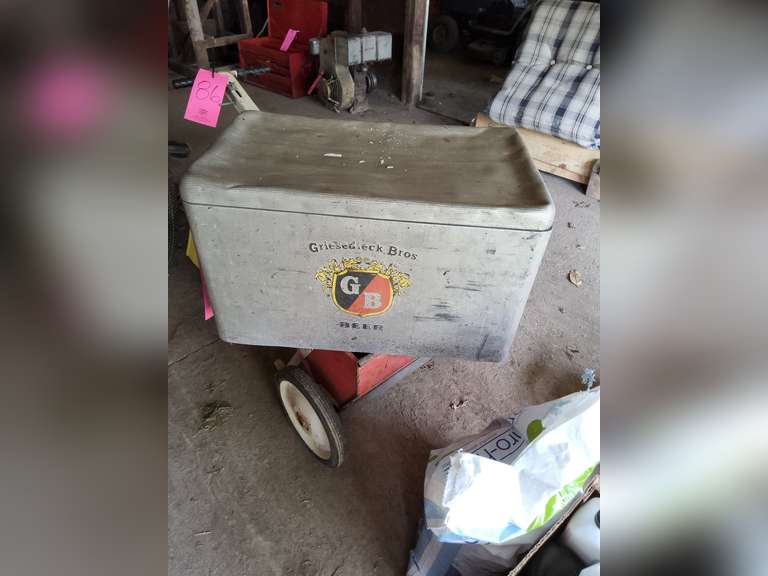 Vintage alum. chest cooler marked Griesedieck Brothers Beer Lindsay