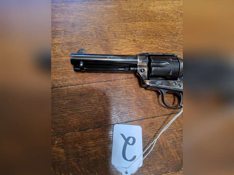 Uberti Stoeger Mod: El Patron 45 colt revolver 4 3/4 quot brl case