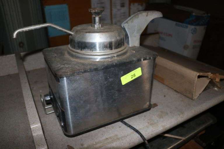 HOT TOPPING DISPENSER Lawler Auction Company