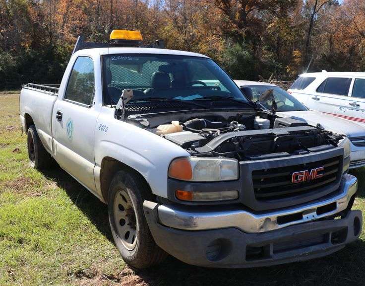 2005 GMC Sierra 1GTEC14X05Z320321 Mileage KEY WONT TURN Lawler