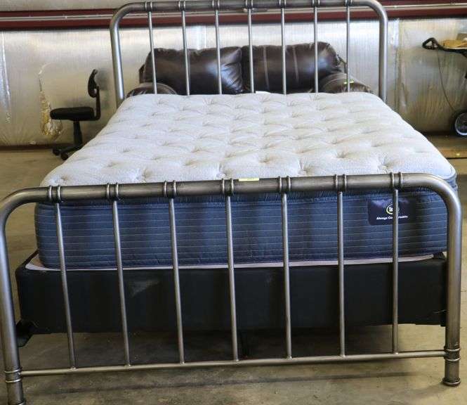 Complete Queen Size Bed Frame, Mattress, Box Springs Lawler Auction