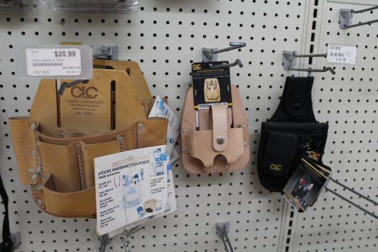 TOOL POUCHES, TAPE HOLDERS, CELL PHONE HOLDER, WORK BELTS Lawler Auction Company