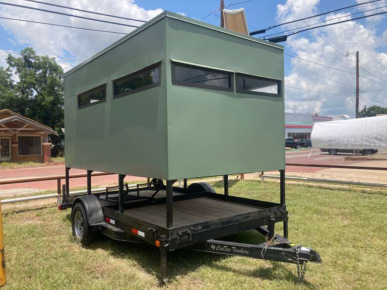 Deer Blind on Trailer Leap Auctions, LLC
