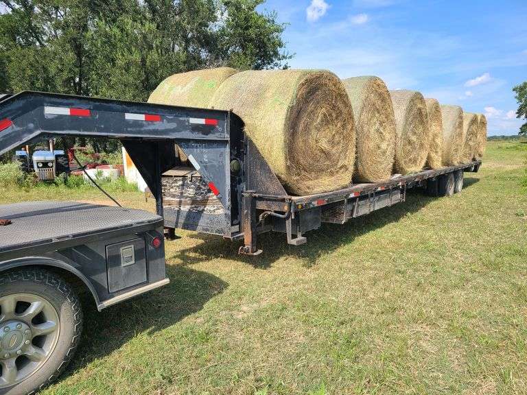Hefty 2004 Flatbed Equipment Trailer unk Leap Auctions, LLC