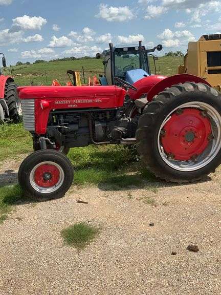 Massey Ferguson 65 Diesel Tractor - Leap Auctions, LLC