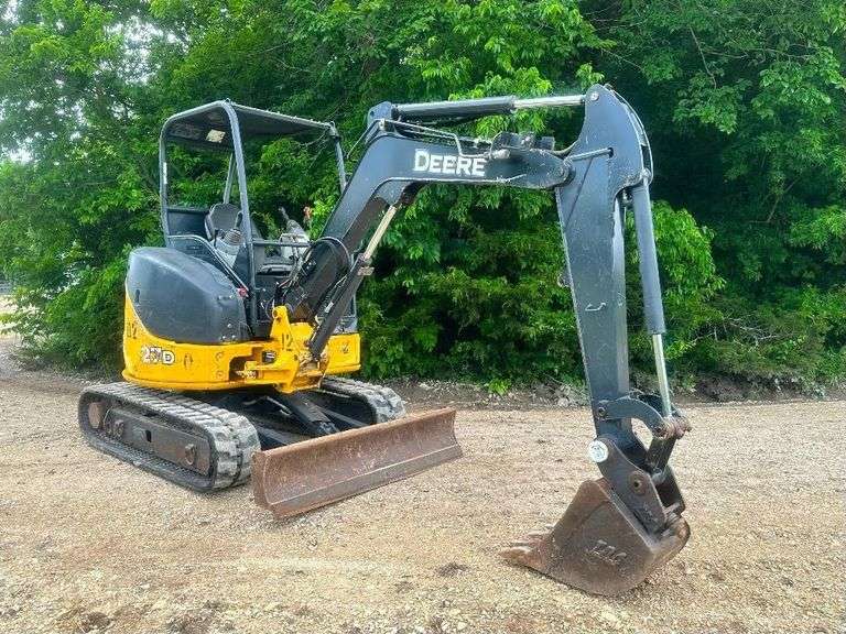 John Deere 27D Mini Excavator 257747 Van Alstyne TX Leap Auctions, LLC