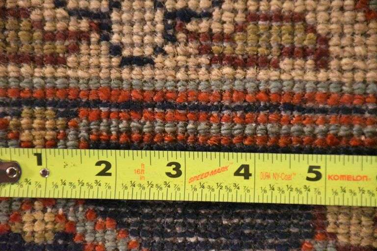 10x14 hand knotted IndoSerapi rug with navy border; 40124611 R.H