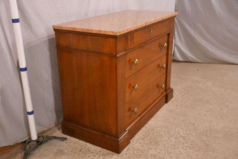 Bloomingdales cherry 4 drawer bachelor's chest with marble top; 68