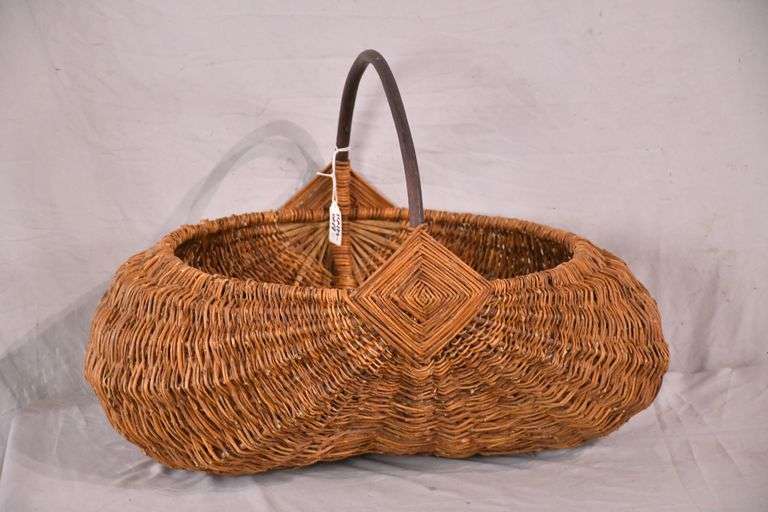 Large handmade willow basket; 14419049B R.H. Lee & Co. Auctioneers
