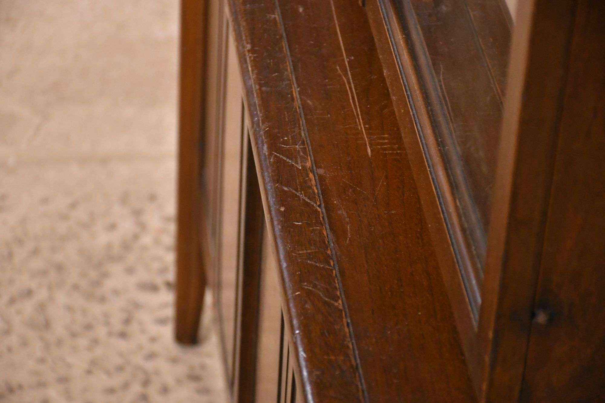 Broyhill Premier "Emphasis" walnut mid-century style 2 part china cabinet;  697-939 - R.H. Lee & Co. Auctioneers