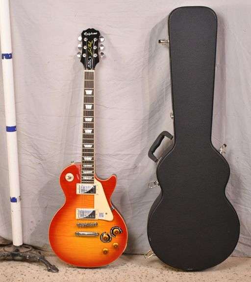 Epiphone "Les Paul Standard Pro" electric guitar with case; 13881M020A