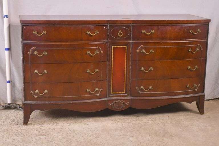 Mahogany double bow front dresser; 5510098B R.H. Lee & Co. Auctioneers