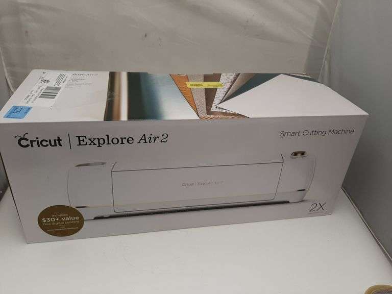 Cricut Explore Air 2 Daybreak Machine Lexington Online Auction