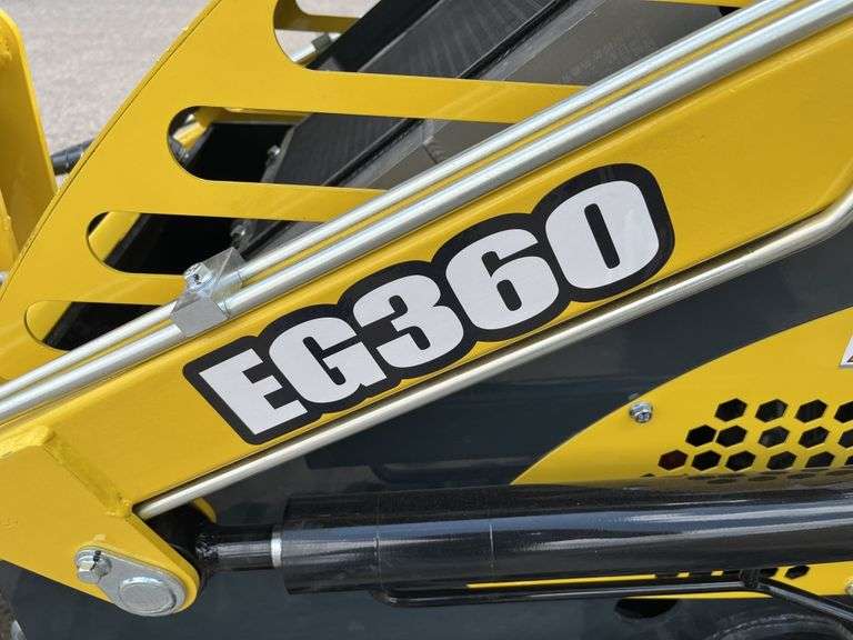 UNUSED EG360 Skid-Steer 23HP Track Loader