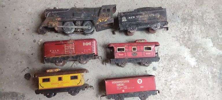 Lot of 6 Antique Trains, MARX and ?