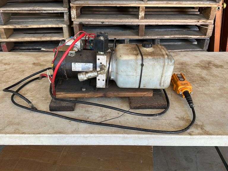 12v Hyd pump Lee Real Estate