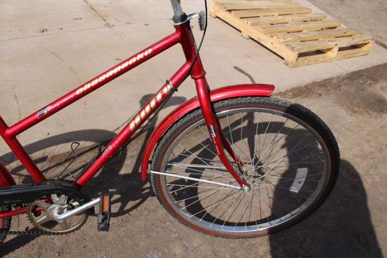 Huffy bicycle Lee Real Estate & Auction Service