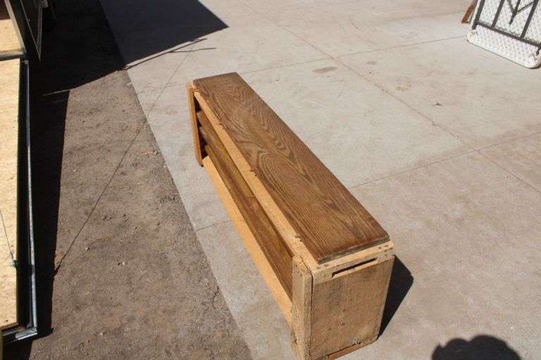 (9) Oak Table Leaves Lee Real Estate & Auction Service