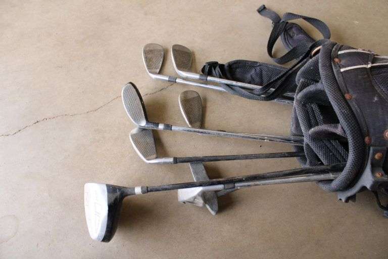 Golf Clubs & Bag Lee Real Estate & Auction Service