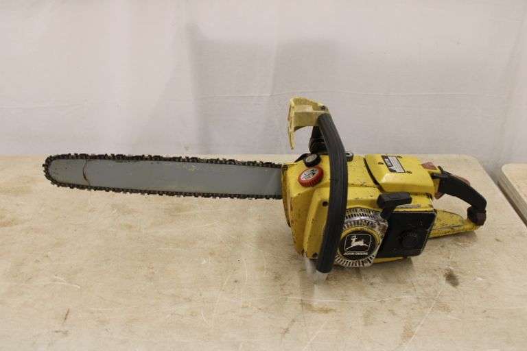 John Deere chainsaw Lee Real Estate & Auction Service