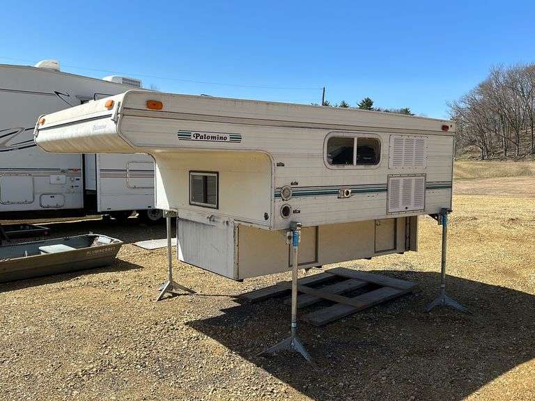 Palomino 8’ Truck Bed Camper Lee Real Estate & Auction Service