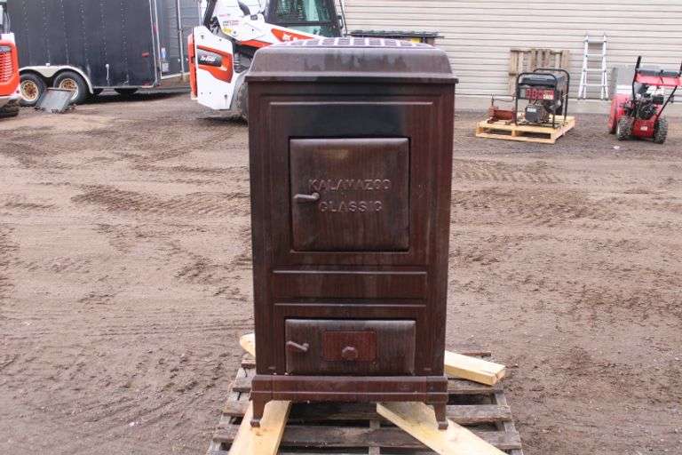 Kalamazoo Classic wood stove Lee Real Estate & Auction Service