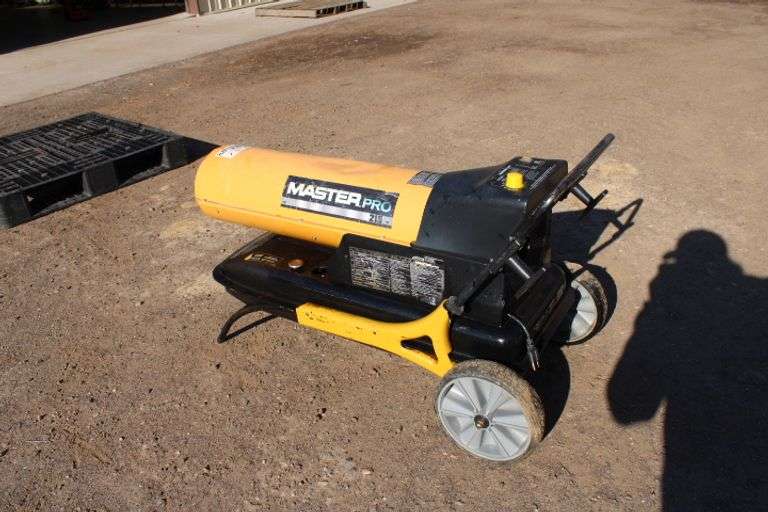 Master Pro 215 Bullet Heater Lee Real Estate & Auction Service
