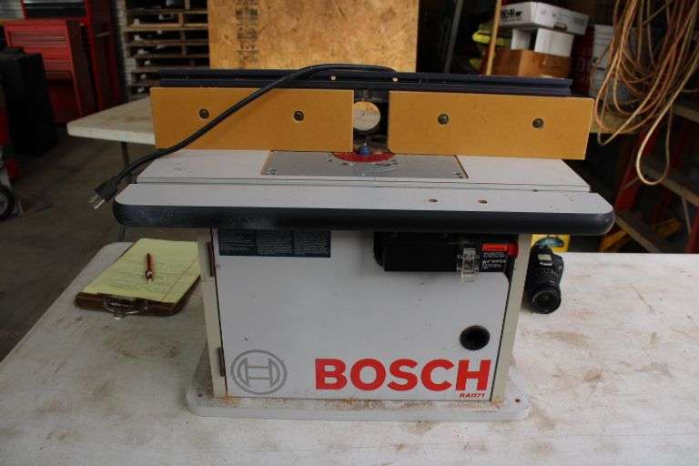 Bosch router table w/Dewalt router Lee Real Estate & Auction Service